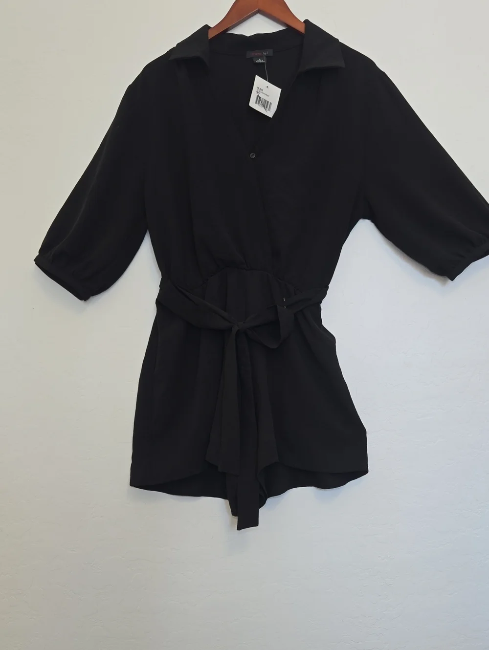 Fraiche By J Balloon Sleeve Tie Front Romper Black Belted Casual Size L NWT